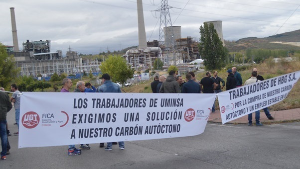 UGT Fica y trabajadores de Uminsa y HGB se concentran para defender la venta de carbón nacional a las térmicas