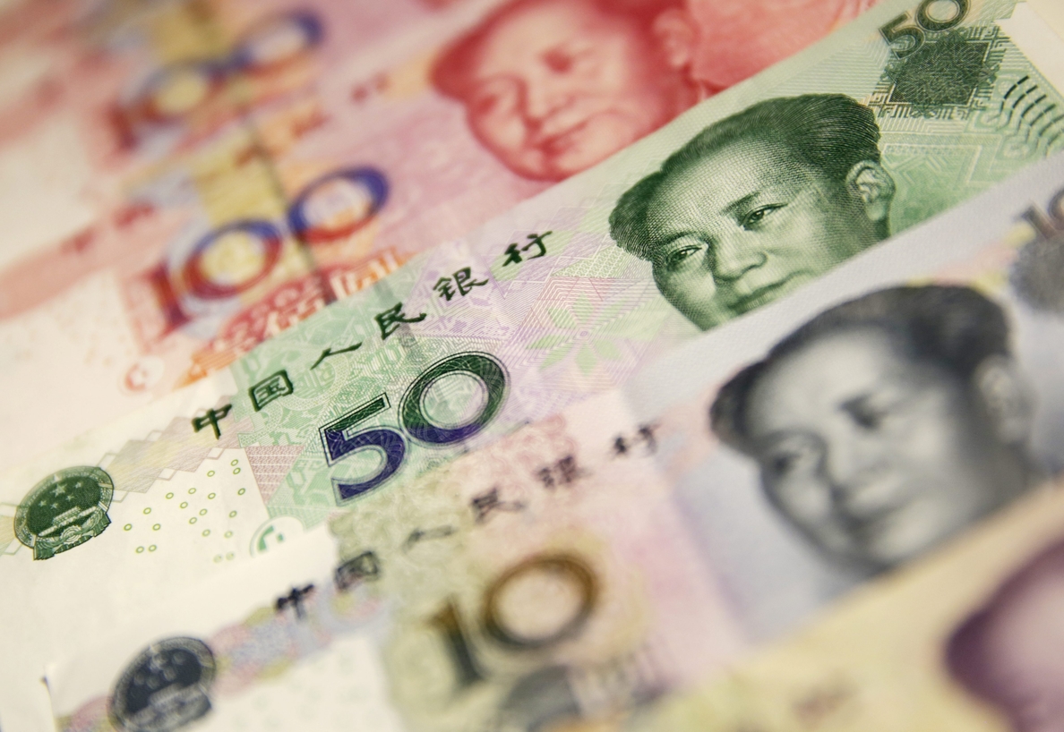 China critica la rebaja de S&P de la calificación de su deuda soberana