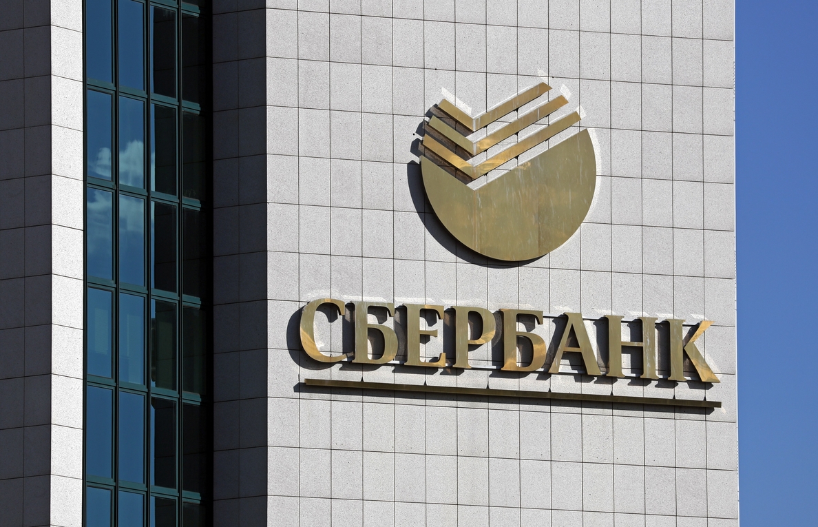El mayor banco ruso anuncia el cierre de oficinas en Europa debido a las sanciones