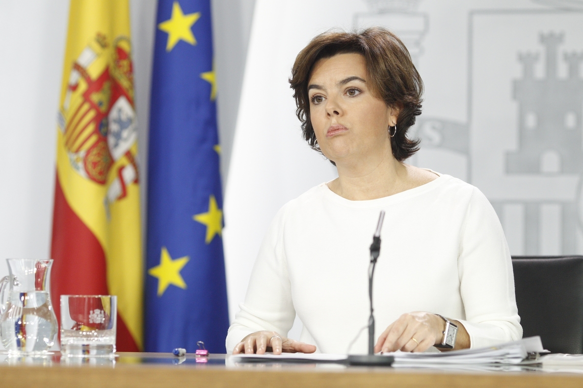 El Gobierno no descarta rebajar la previsión de PIB para 2018 ante el riesgo de recesión en Cataluña