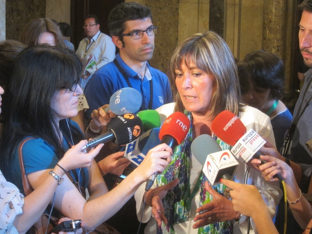 Alcaldesa de L»Hospitalet (PSC) asegura que una convocatoria electoral «pararía en seco» el 155
