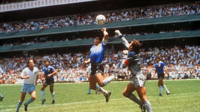 57 años de Maradona: los dos goles que crearon la leyenda
