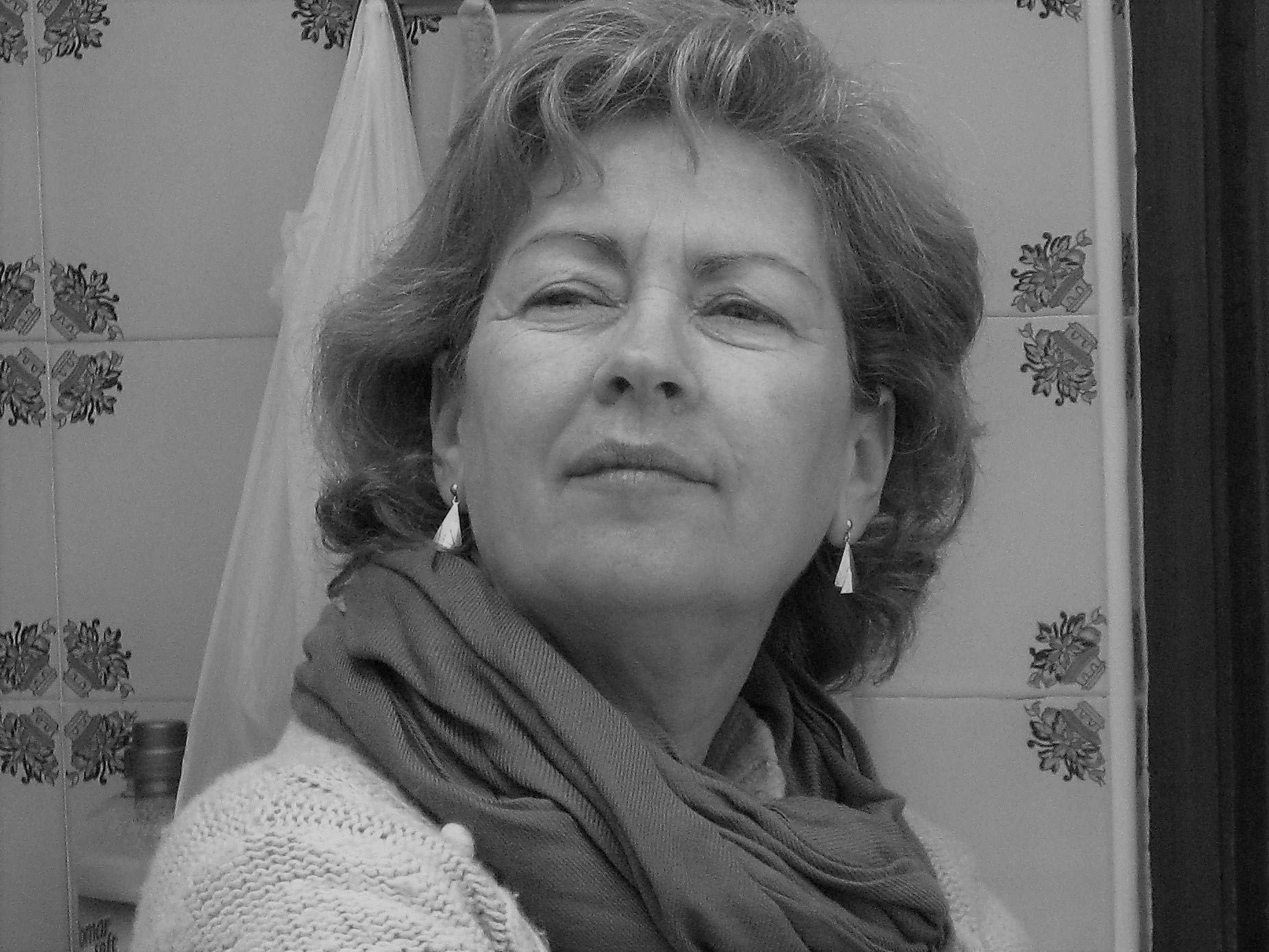 Carmela Rey, premio César Simón de poesía