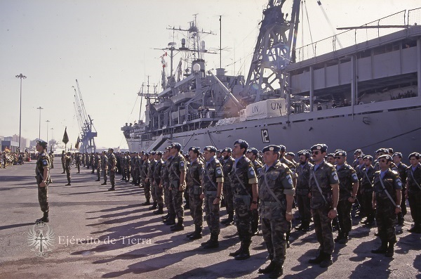 La misión española en Bosnia cumple 25 años: De 714 militares que llegaron en plena guerra a 6 que siguen como asesores
