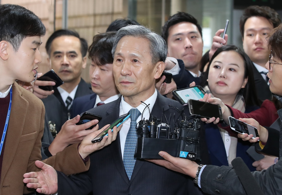 Detenido el exministro de Defensa surcoreano por supuesta injerencia política
