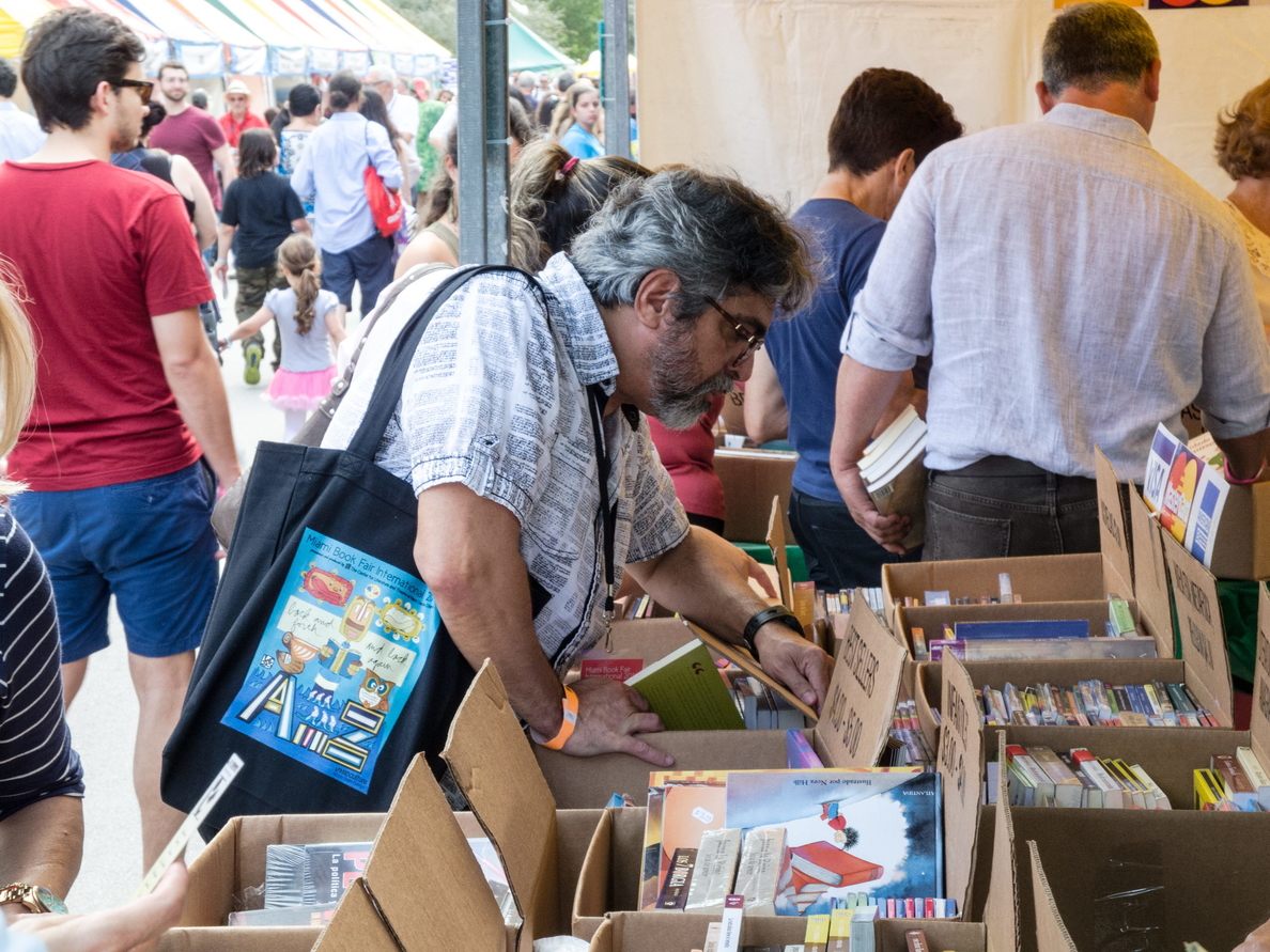 La Feria del Libro de Miami abre sus puertas como vitrina de letras en español