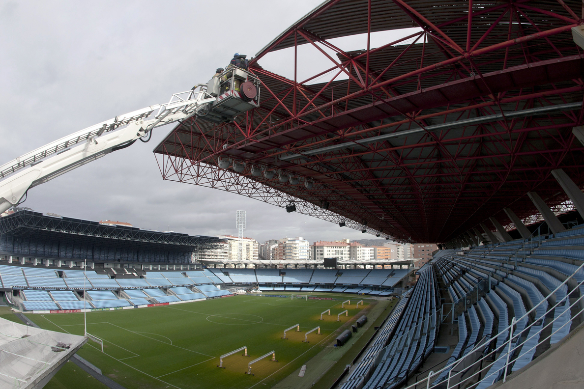 Mouriño: Balaídos «está quedando bonito pero no es un estadio de Primera»
