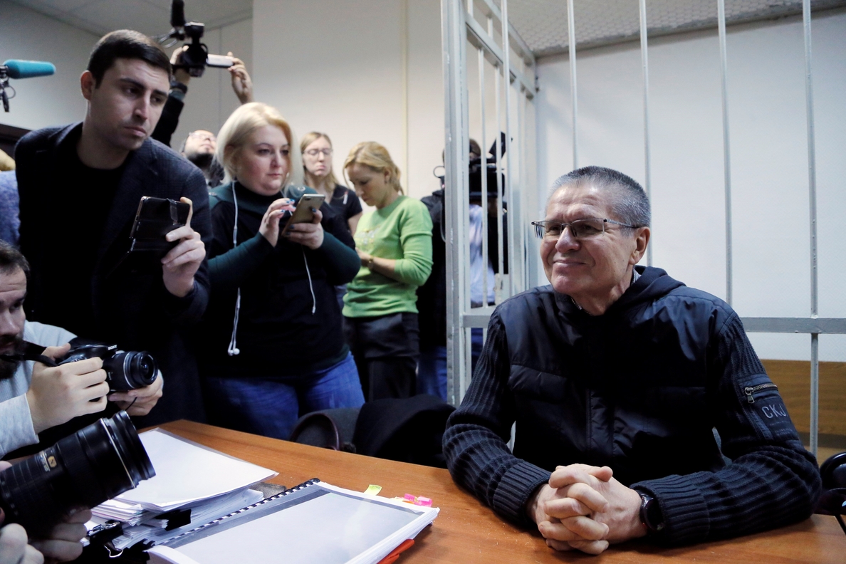 El presidente de Rosneft no comparece de nuevo en el juicio al exministro ruso