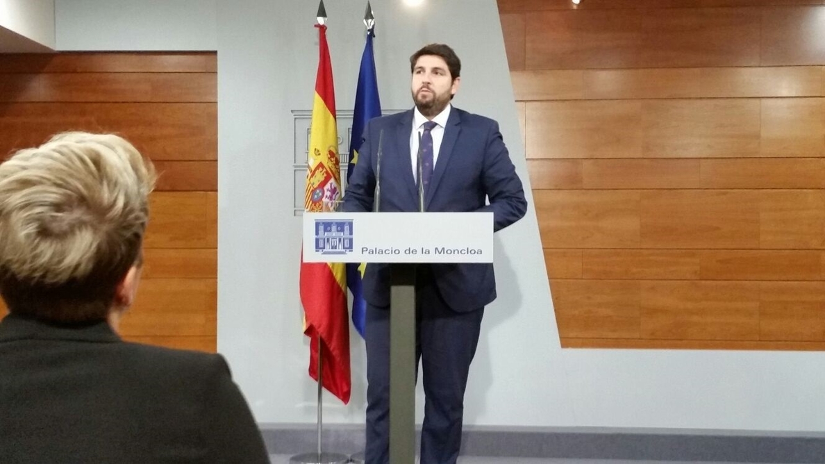 Presidente de Murcia pide a Rajoy que «una eventual reforma de la Constitución» garantice el agua a todos los españoles
