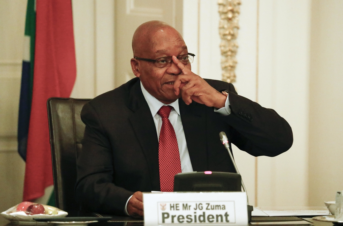 Zuma convoca una reunión de urgencia de la SADC para tratar la situación en Zimbabue