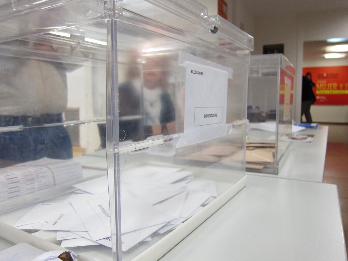 La Junta Electoral amplía 24 horas el plazo para votar por correo