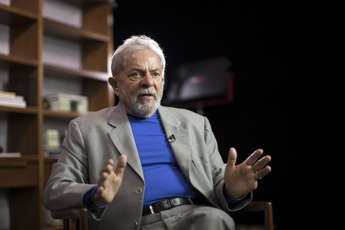 Lula reafirma su candidatura y denuncia una «mayoría fascista» en el Congreso