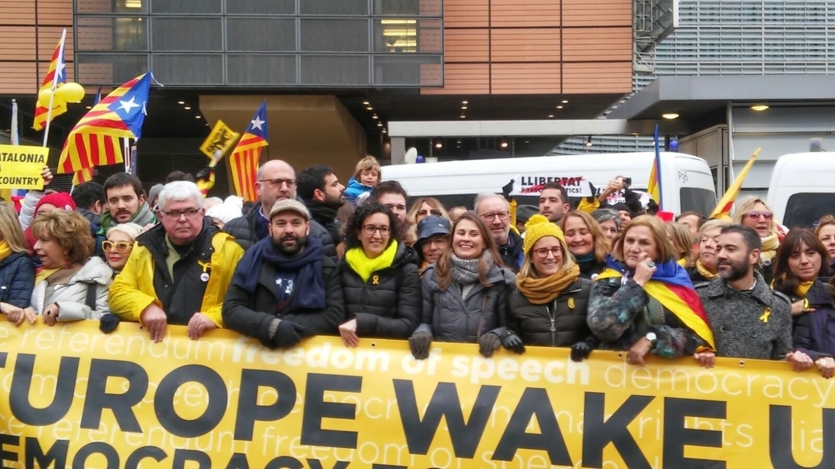 45.000 manifestantes en la marcha en Bruselas por la independencia de Cataluña y con denuncias a la UE