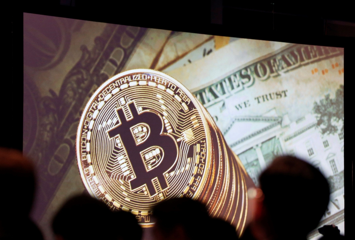 El bitcóin se desploma casi un 12 por ciento tras batir un nuevo récord