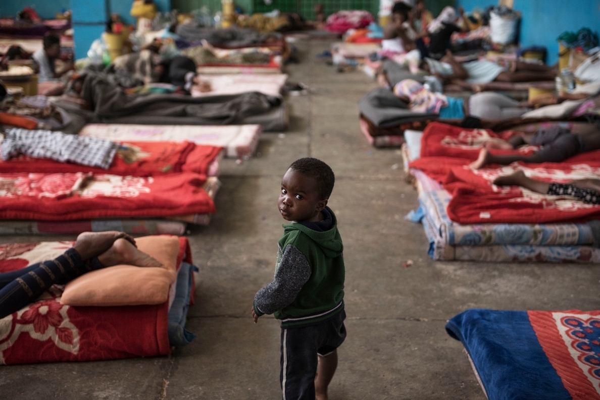 ACNUR pide de forma «urgente» 1.300 plazas para evacuar a migrantes atrapados en Libia