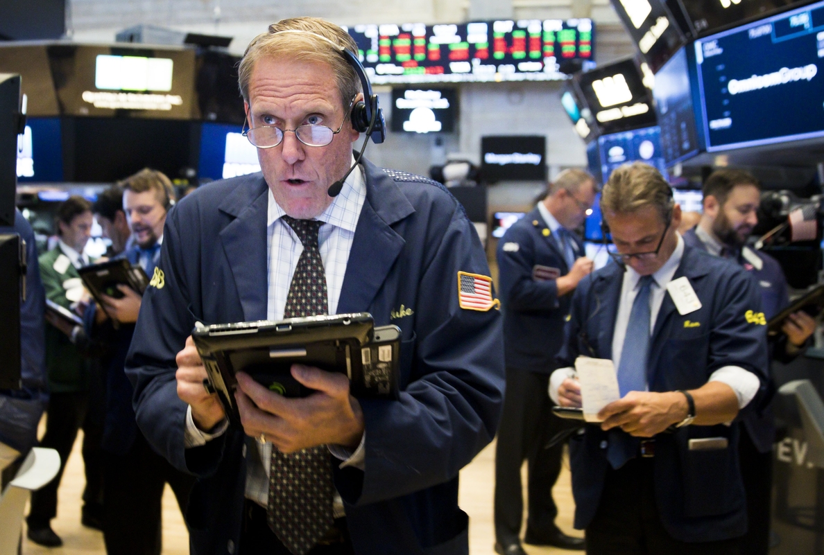 Wall Street abre con ganancias y el Dow Jones sube 0,45 %