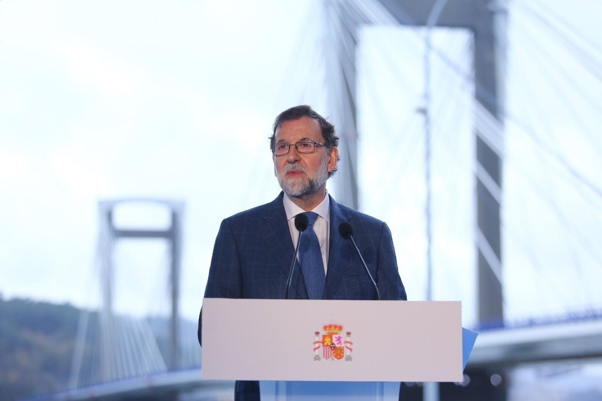 Rajoy dice que el dato «reconforta y estimula» al Gobierno para seguir trabajando «con intensidad»