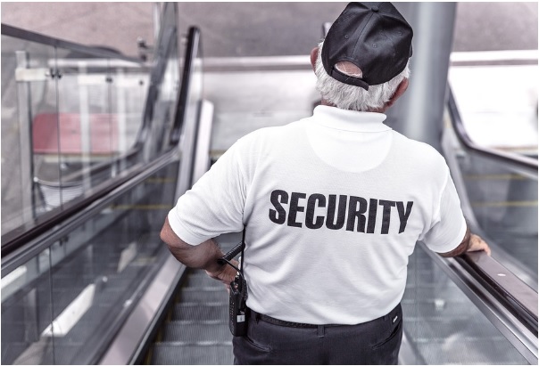 Vigilante de seguridad: ¿Qué se necesita y cuáles son sus salidas?