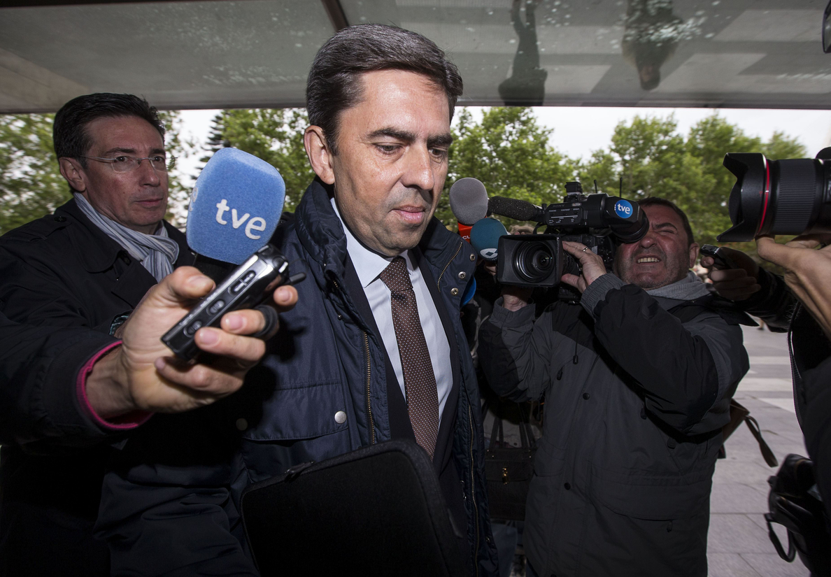 Juzgan a la excúpula del PP valenciano por financiar actos electorales con Gürtel