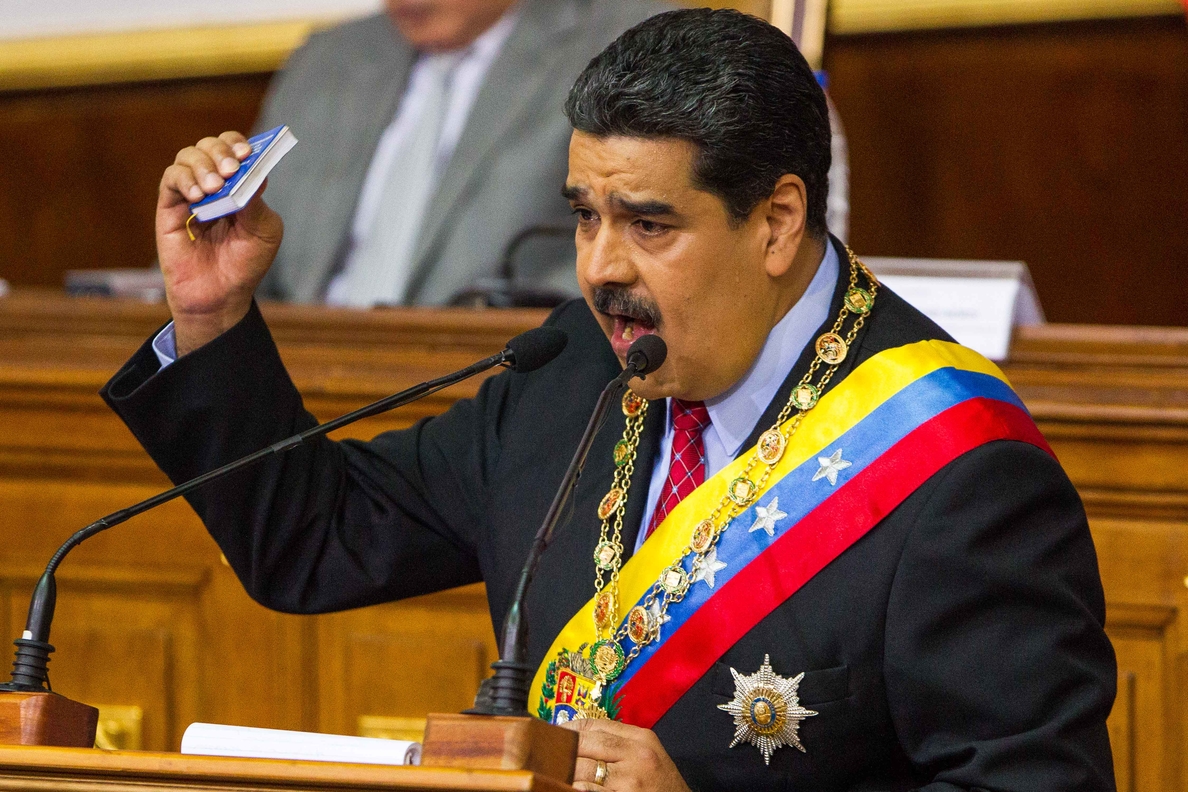 Maduro dice que la oposición planea no participar en las presidenciales de este año