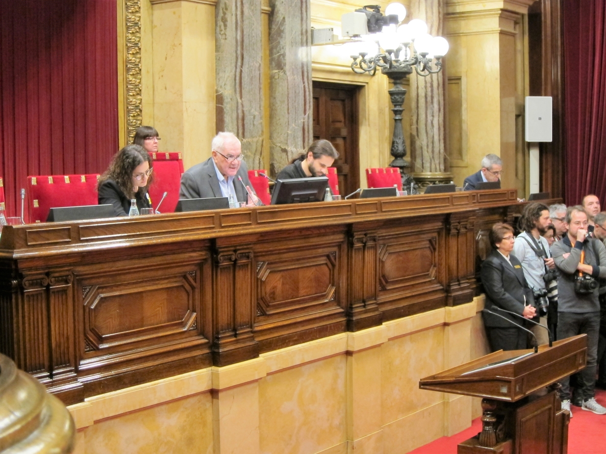 Josep Costa (JuntsxCat) será vicepresidente primero del Parlament y Espejo-Saavedra (Cs) segundo