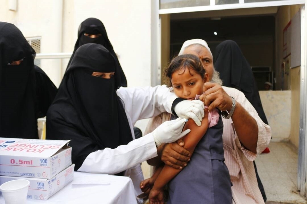 Save the Children alerta de que el 90% de los muertos por difteria en Yemen tiene menos de 15 años