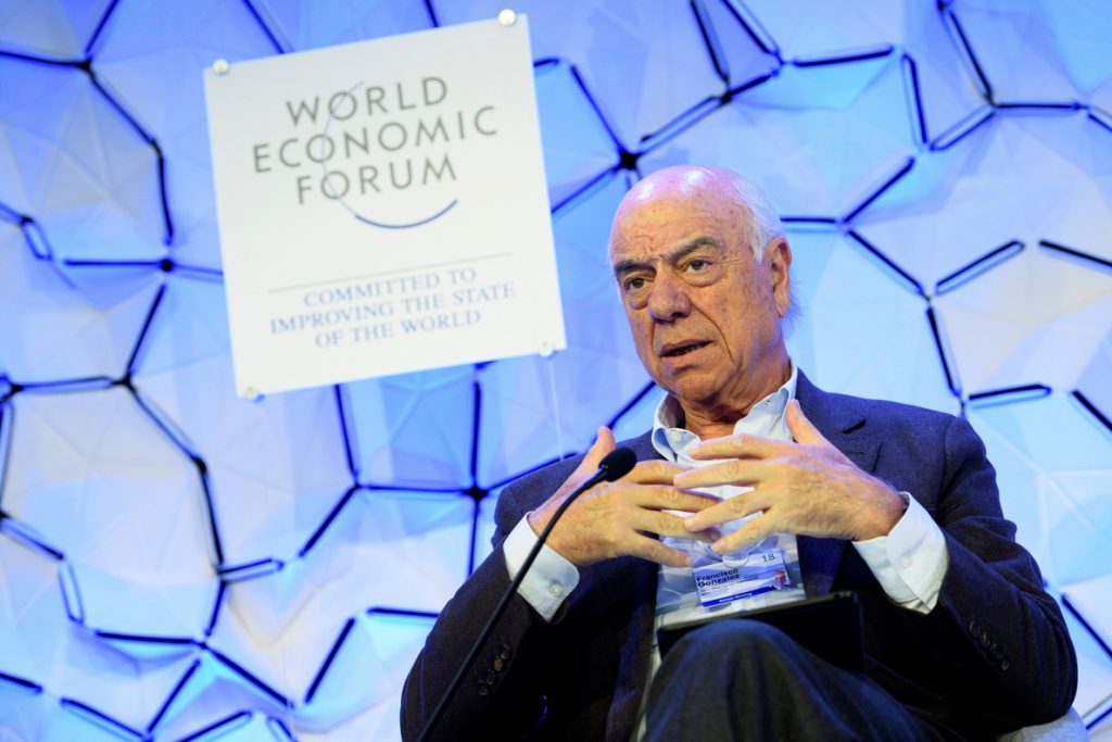 González dice en Davos que BBVA debe ser cuanto antes una empresa digital
