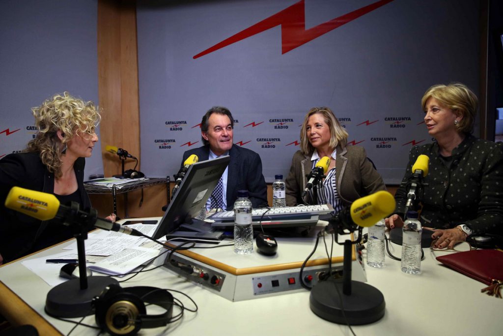 La Junta Electoral de Barcelona sanciona a TV3 por la cobertura del recital de presos y la manifestación en Bruselas