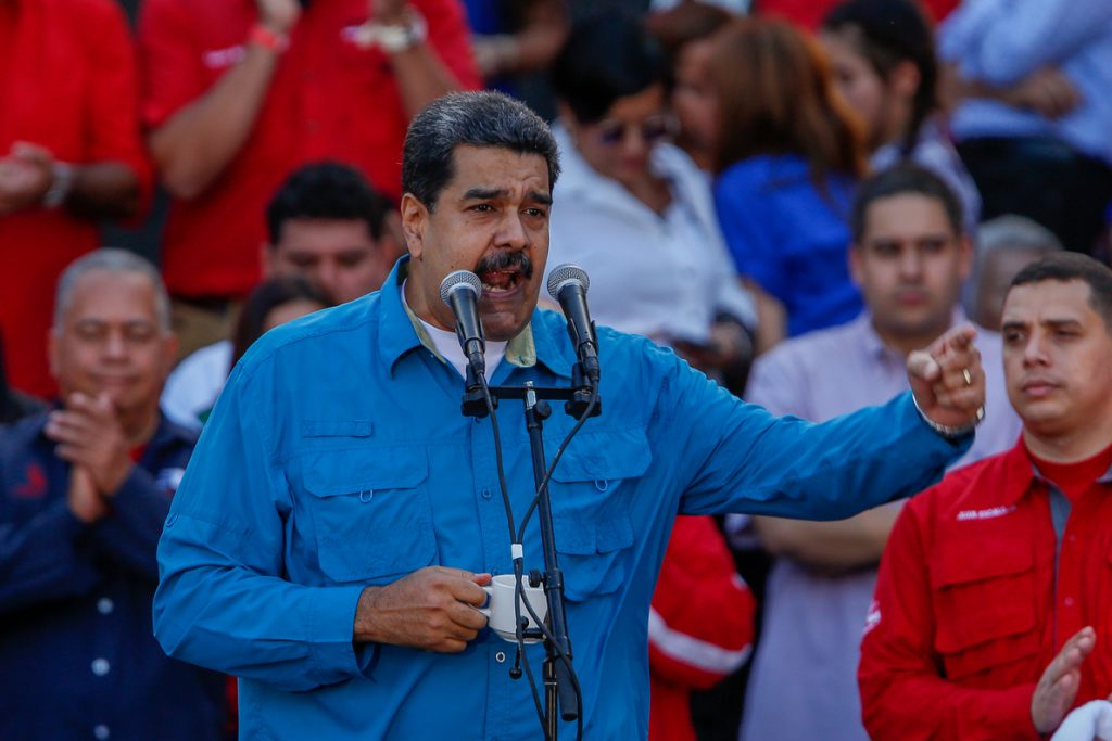 Maduro dice que EEUU presiona para «destruir» el proceso de diálogo venezolano