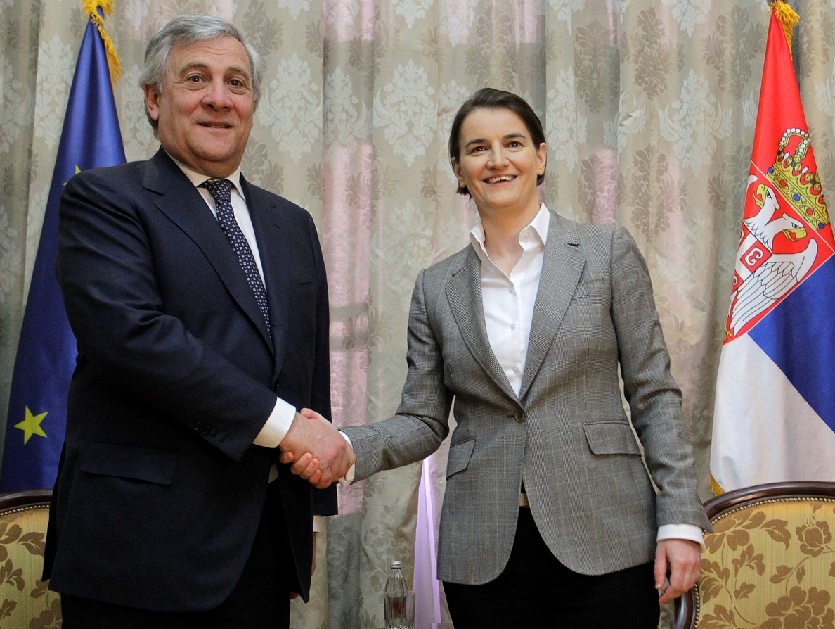 Tajani trata en Belgrado el proceso de ingreso de Serbia en la UE