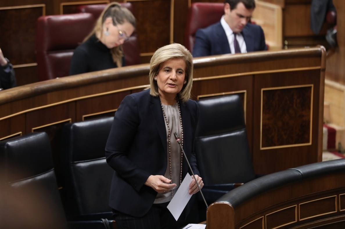 El PSOE acusa a Báñez de «arruinar» la Seguridad Social: «Cuesta entender que duerma bien por las noches»