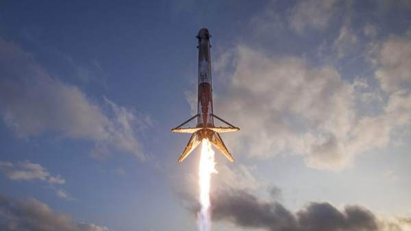 El lanzamiento del Falcon Heavy acerca el anhelo de la colonización de Marte