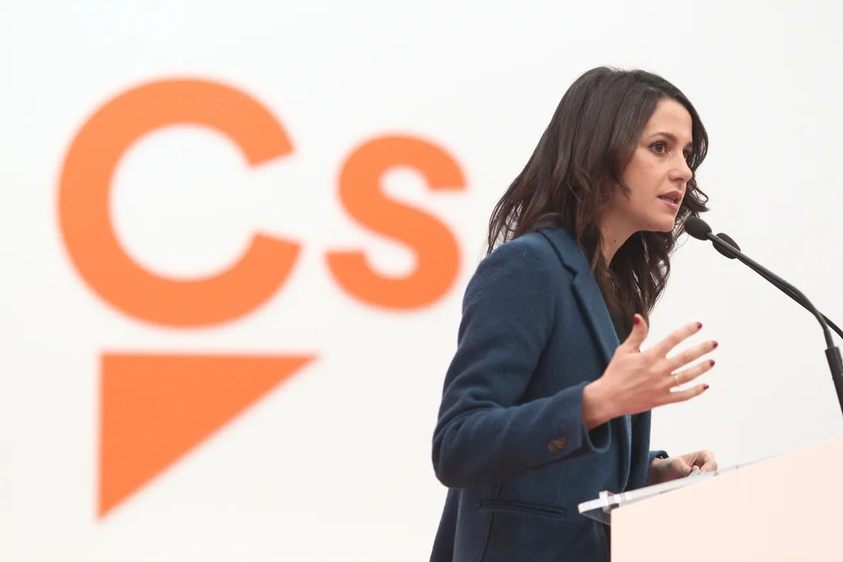 Arrimadas presentará su candidatura por Ciudadanos si Bal no se retira y le acusa de generar «incertidumbre»
