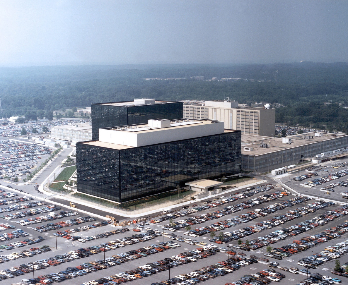 Las autoridades investigan un tiroteo en la entrada de la sede de la NSA en EEUU