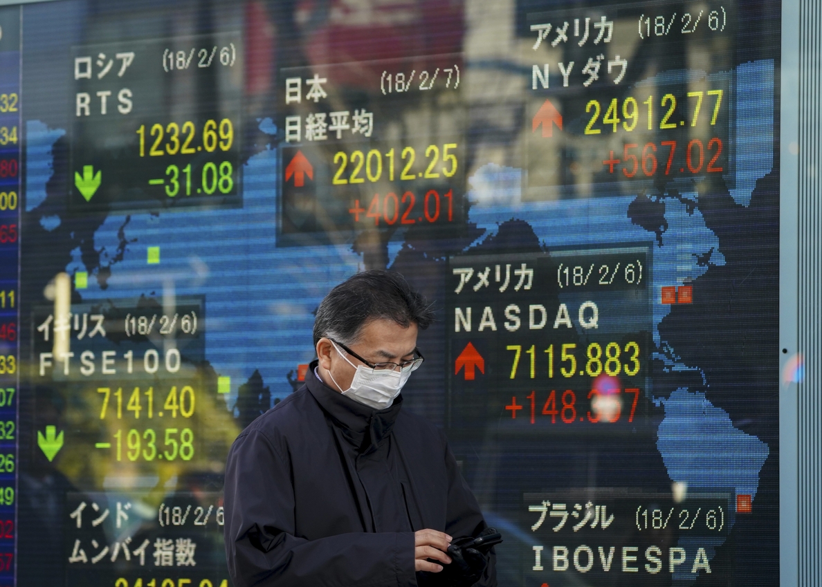 La Bolsa de Tokio sube un 1,09 % en la apertura hasta los 21.384,10 puntos