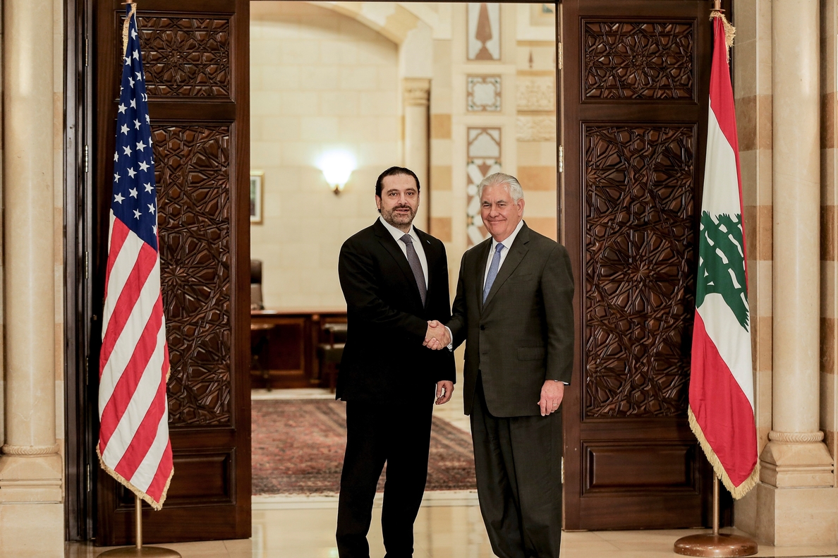 Tillerson defiende un Líbano «libre y democrático» en una visita a Beirut
