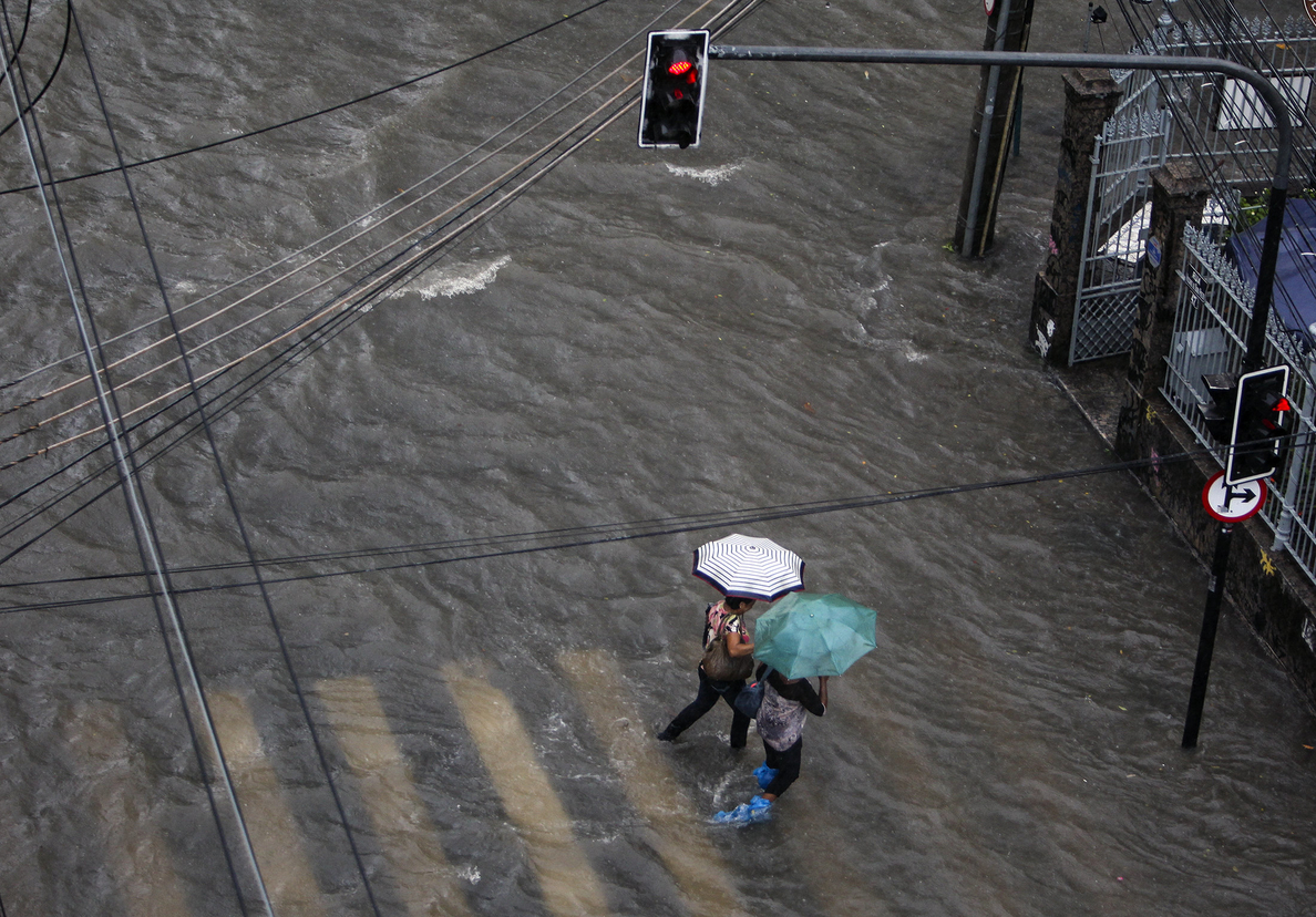 Al menos 3 personas muertas por fuertes lluvias en Río de Janeiro