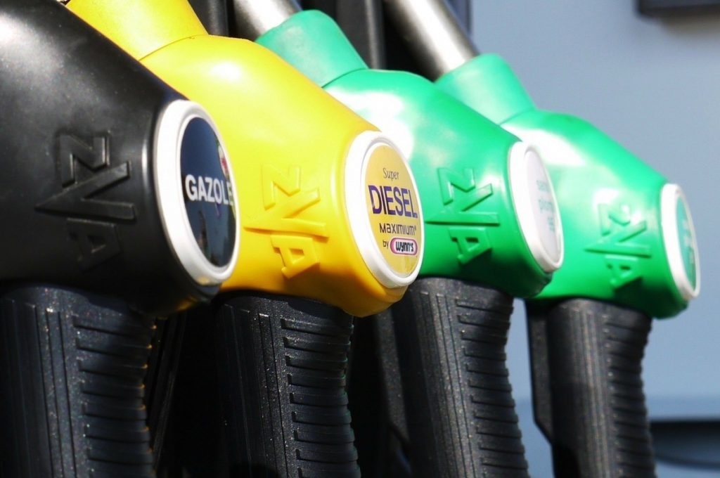 El margen de la gasolina aumentó un 3,5% en diciembre y el del gasóleo un 1,3%