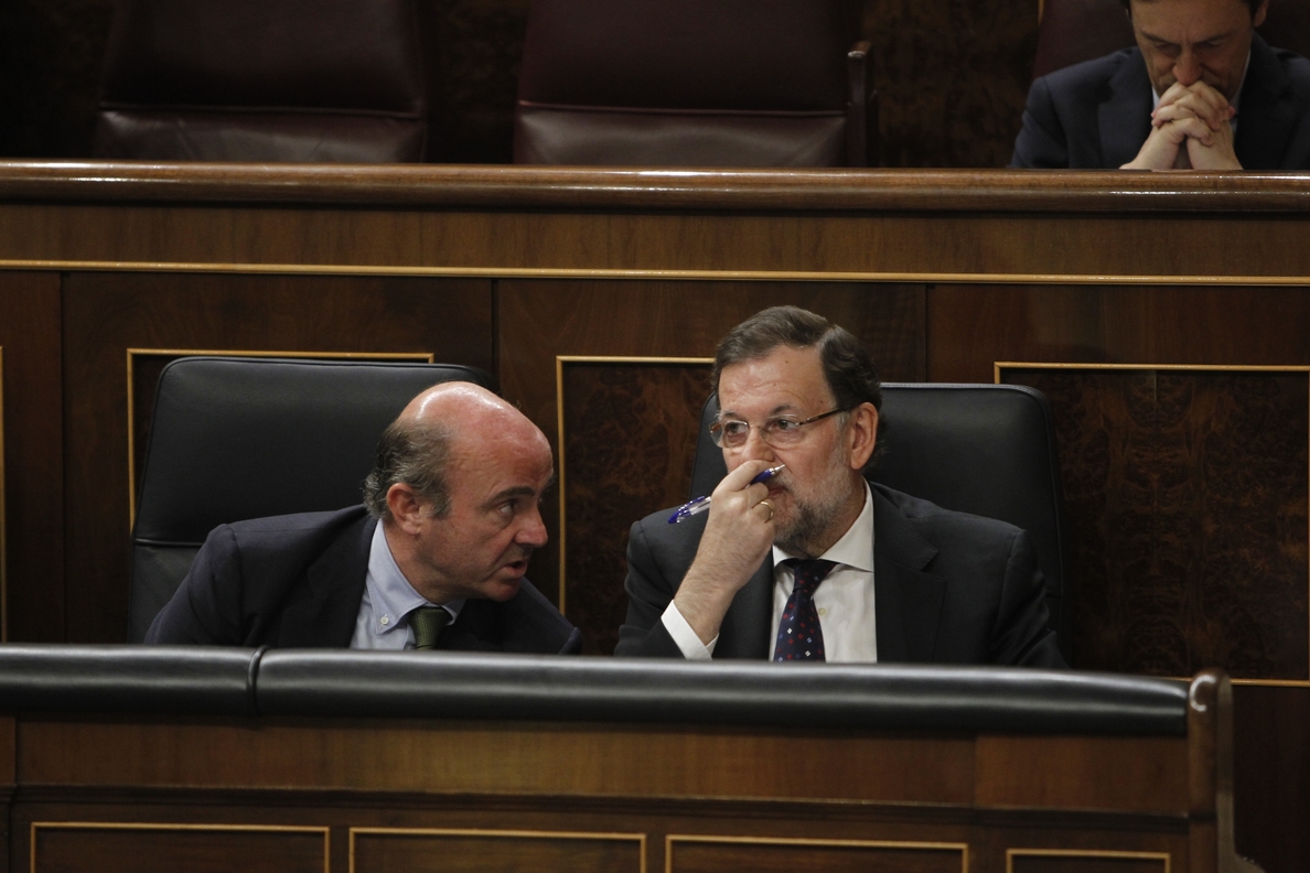 Rajoy no da pistas de cuándo nombrará al sustituto de Guindos, aunque dice que no será el viernes