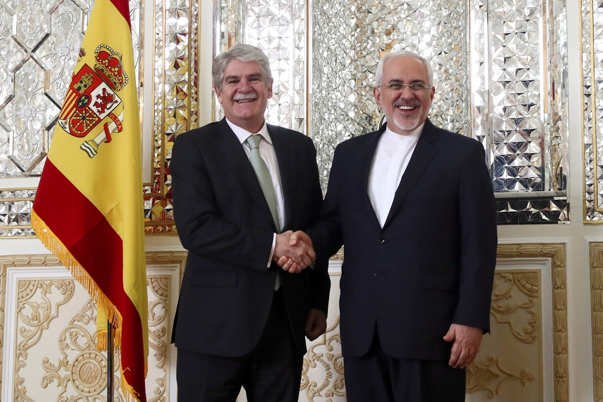 Dastis pide a Irán que adopte un «enfoque constructivo» para estabilizar la región