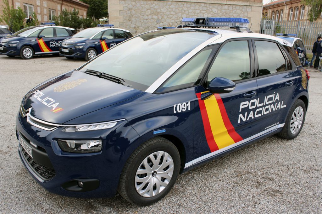 La policía expulsa de España a un supuesto yihadista por riesgo para la seguridad
