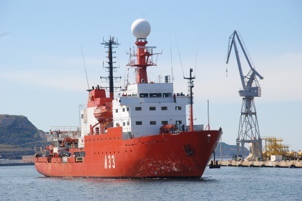 Fallece un militar al caer al mar del buque Hespérides en la Antártida