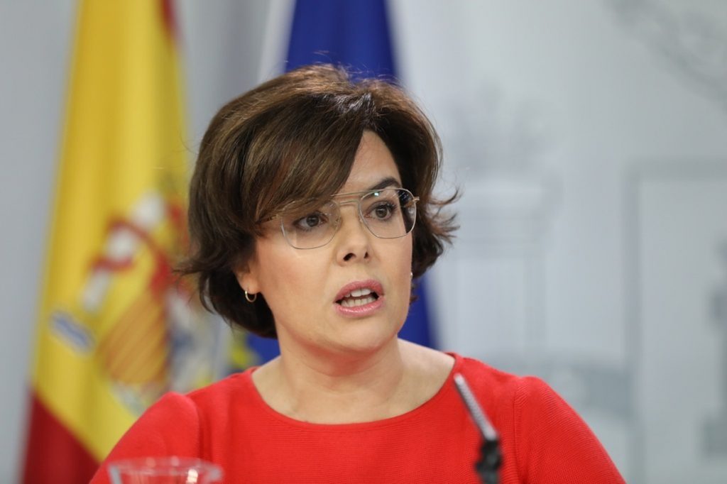 Santamaría dice que las mujeres, incluso «las vicepresidentas», aún viven «comportamientos machistas inaceptables»