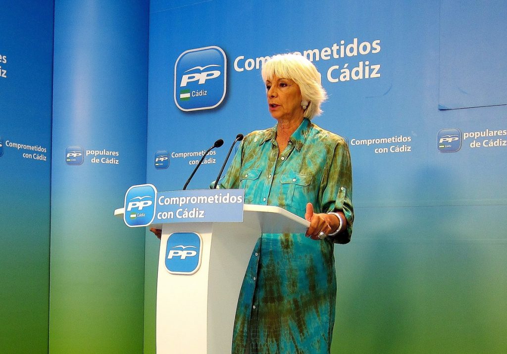Teófila Martínez (PP) anuncia su decisión de no optar a repetir como candidata a la Alcaldía de Cádiz en 2019