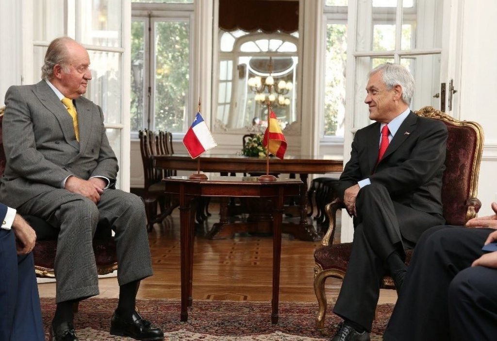 Piñera se entrevista con el Rey Juan Carlos antes de asumir de nuevo la Presidencia de Chile