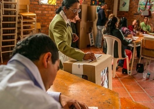 Publicados los primeros resultados de las primarias tras el cierre de las urnas en Colombia