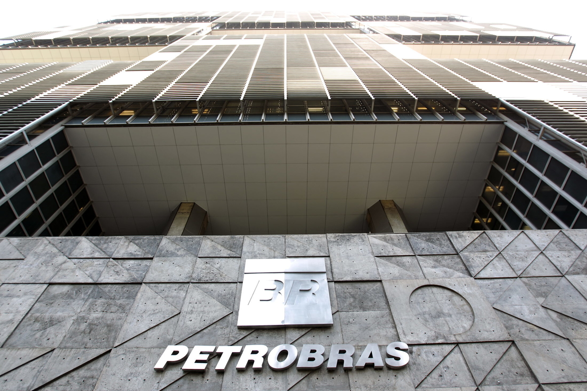 La brasileña Petrobras presenta pérdidas por cuarto año consecutivo