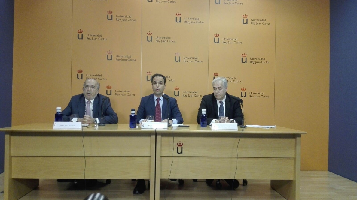 CSIF pide a la Universidad Rey Juan Carlos que «depure responsabilidades» en el caso del máster de Cifuentes