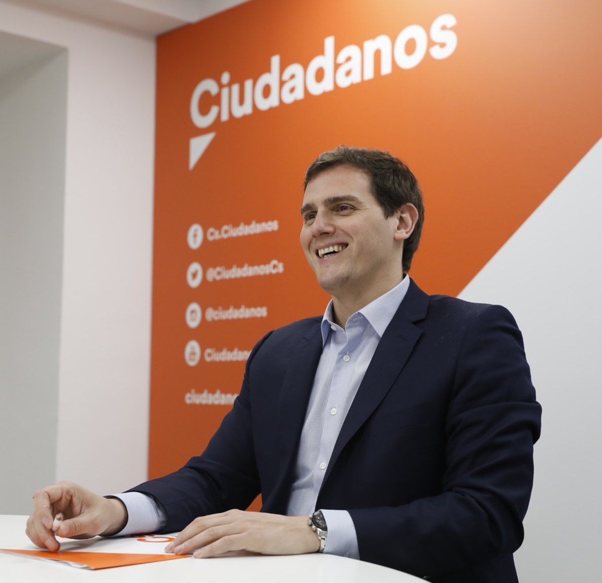 Rivera garantiza que Ciudadanos seguirá apoyando el 155 hasta que haya un presidente «limpio» de la Generalitat