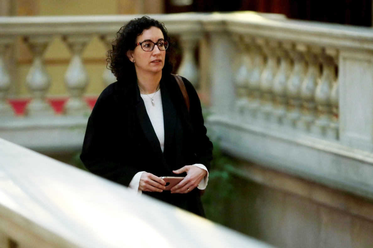 Marta Rovira no se presenta ante el juez y se marcha de España